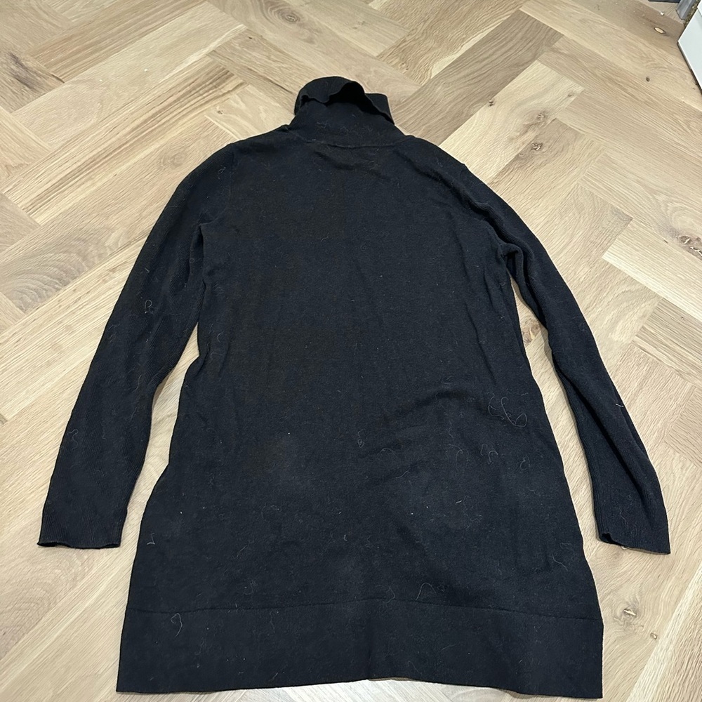Cabi Women's 100% cotton long turtleneck Sweater - Picture 5 of 5